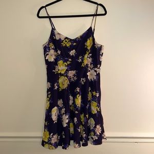 Blue floral pattern Old Navy dress